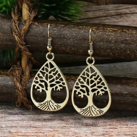 Tree of Life Earrings - Picture 3 of 5